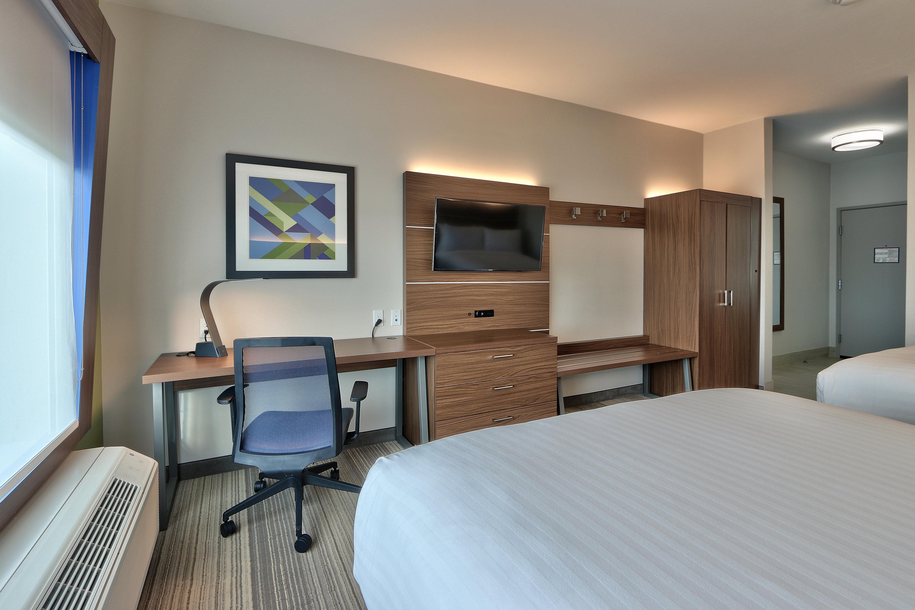 Holiday Inn Express & Suites - Houston East - Beltway 8 By Ihg Cloverleaf Exterior photo